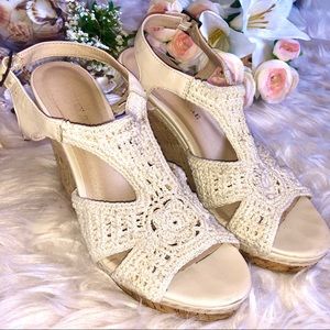 4/$20🛍 Crochet Cork Wedge Heels